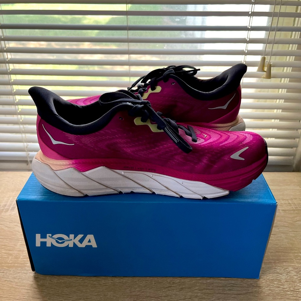 Hoka W Arabhi 6 Women’s running shoes